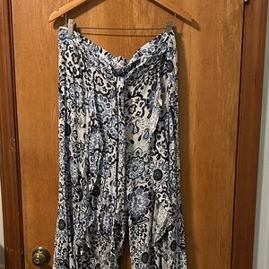 Cato size 18/20 shades of blue on white flowy pants. Easy care, carefree wear!